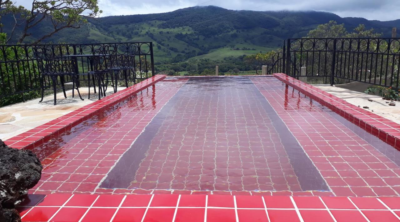 Pousada Chale Da Montanha Sao Thome Das Letras เซาโตเมตัสเลตราส ภายนอก รูปภาพ